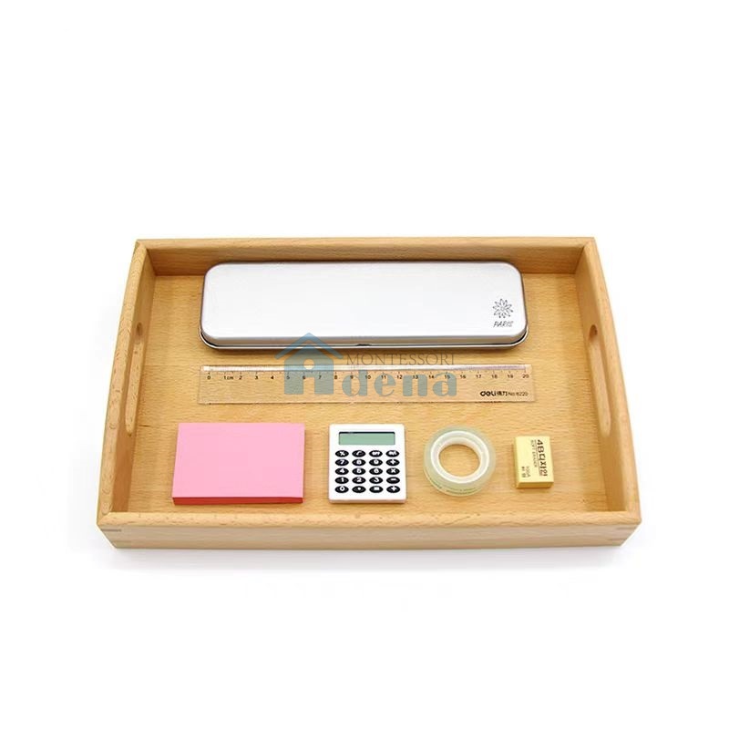 Replicas Objects
-Stationery Tools with wooden tray
