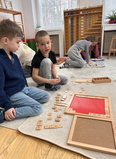 1764899437121757.png image.png