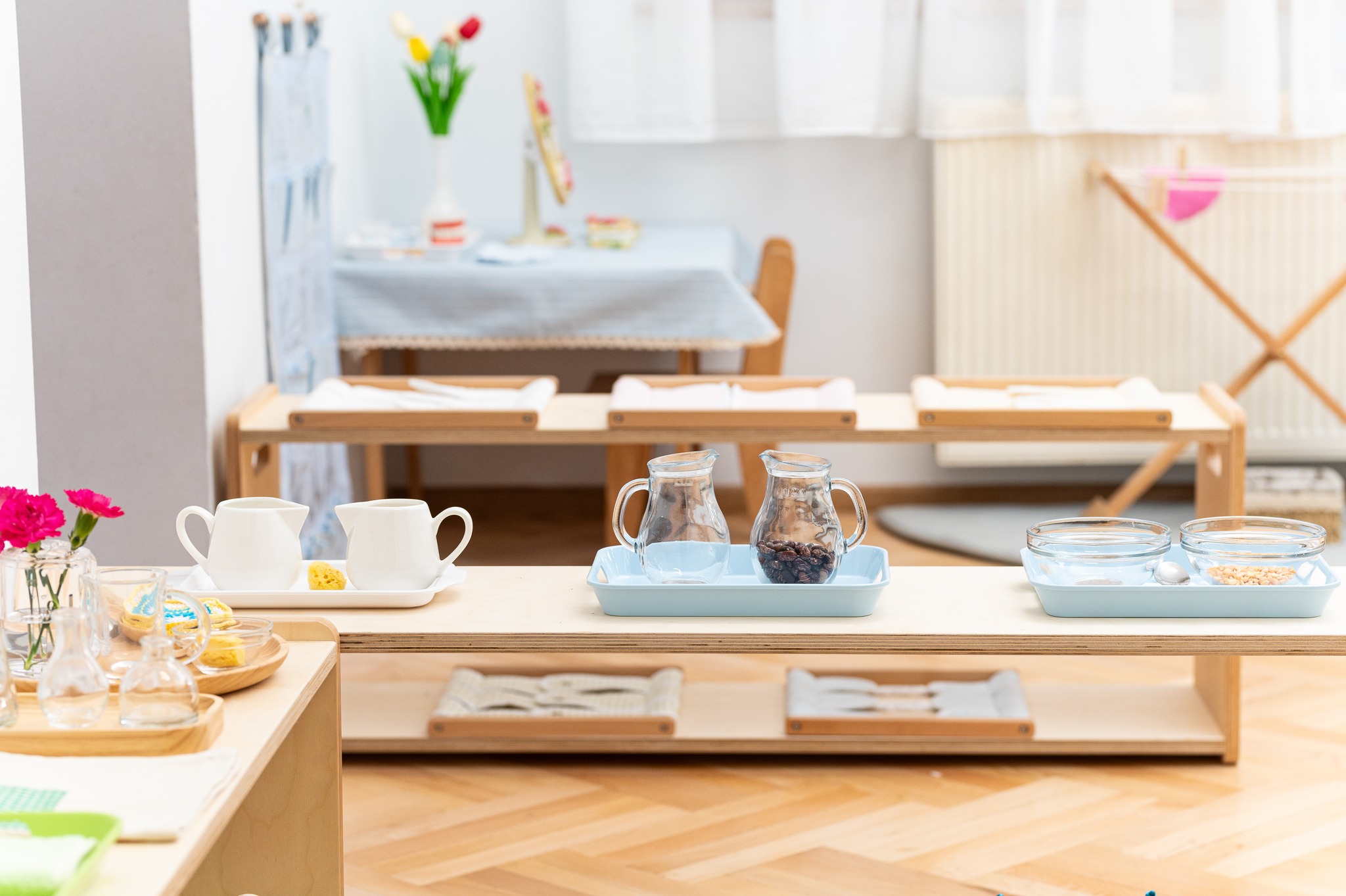 Helping Children Stay Focused in Summer: How the Montessori Method Brings Calm to Chaos?